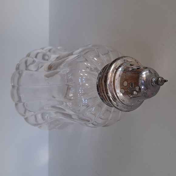 Antique Glass Muffineer Sugar Shaker - Picture 6 of 6